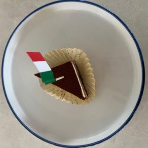 Petit Four Tiramisu